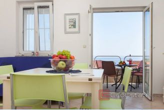 001 5029 30 Pula apartment with sea view for sale
