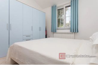 009 5029 30 Pula apartment with sea view for sale