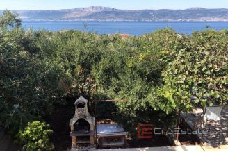019 2033 02 Ciovo house with sea view for sale