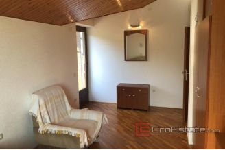 019 2033 02 Ciovo house with sea view for sale