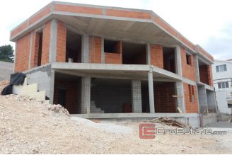 009 2115 01 Ciovo villa under construction sea view for sale