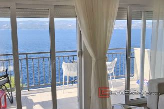 020 2033 03 near omis house first row to the sea for sale