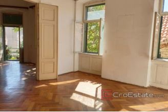 010 2033 04 Split centar _two bedroom apartment in center of town for sale