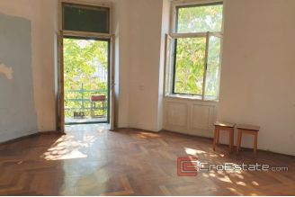 010 2033 04 Split centar _two bedroom apartment in center of town for sale