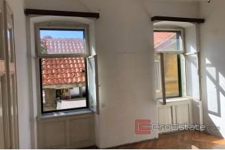 010 2033 04 Split centar _two bedroom apartment in center of town for sale