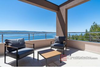 016 2016 468 Omis modern villa with pool for sale