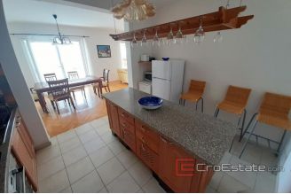 009 2029 10 Omis house with swimming pool and_sea_view for sale