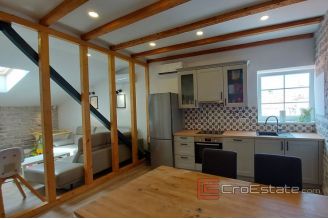 015 2030 03 Sibenik duplex apartment for tourist purposes for sale