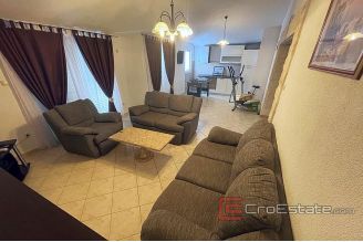 012 2031 04 near rogoznica house with sea view for sale