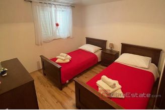 012 2031 04 near rogoznica house with sea view for sale