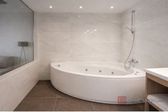 020 2031 06 kastela hotel under construction sale