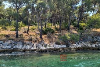 0005 2011 94 Ciovo building land with sea view for sale