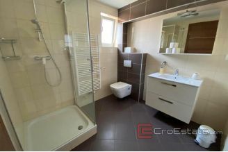 019 2034 03 island brac house with pool and sea view for sale