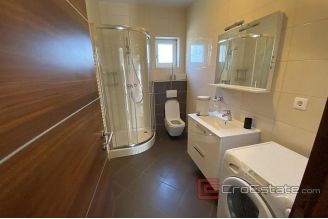 019 2034 03 island brac house with pool and sea view for sale