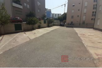 0006 2016 469 Split area two bedroom apartment for sale