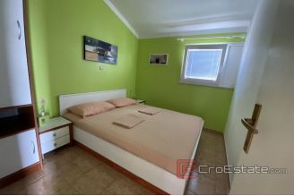 0017 2034 05 Ciovo spacious house with sea view for sale
