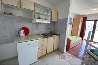 0018 2034 06 Ciovo house with pool and sea view for sale