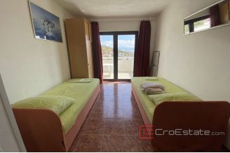 0018 2034 06 Ciovo house with pool and sea view for sale