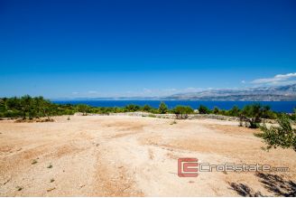 019 2011 95 Brac land house sea view for sale