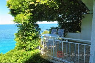 012 2021 287 primosten villa first row to the sea for sale