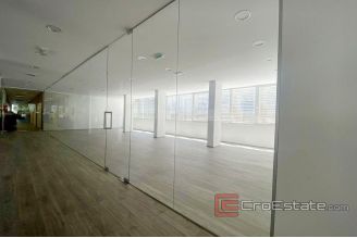 009 2027 38 split attractive office space for rent