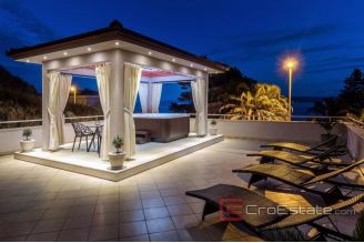 0013 2018 164 Split Znjan two bedroom apartment with terrace for rent