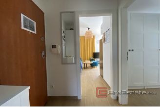 0008 2034 12 Znjan two bedrom apartment with sea view for rent
