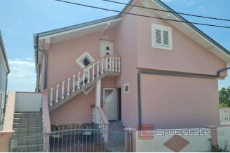 0012 2114 04 Zadar apartment house with sea view for sale