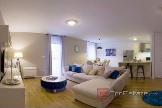 0010 2018 167 Split Bacvice two apartment in new building with pool for rent