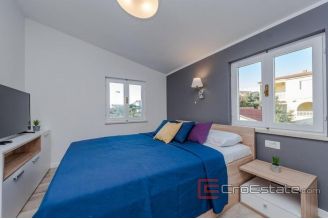 019 2029 14 island pag house with luxury apartments for sale