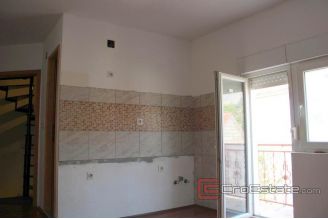 008 2031 09 kastela stone house with sea view for sale