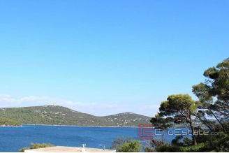 009 2031 08 island murter house with sea view for sale