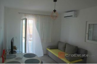 009 2031 08 island murter house with sea view for sale