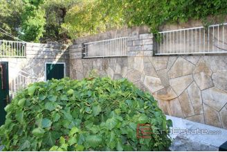 009 2031 08 island murter house with sea view for sale