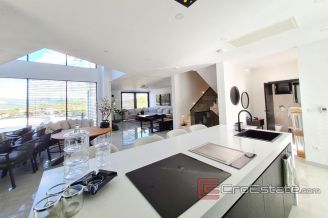 020 2025 83 island ciovo newly built luxury villa for sale