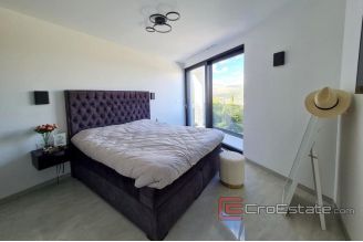 020 2025 83 island ciovo newly built luxury villa for sale