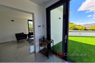 020 2025 83 island ciovo newly built luxury villa for sale