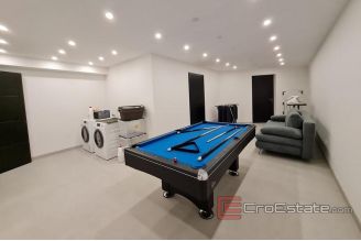 020 2025 83 island ciovo newly built luxury villa for sale