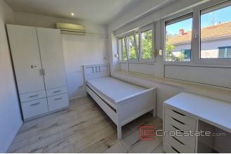 0009 2025 81 Split Meje modern two bedroom apartment near the sea for rent