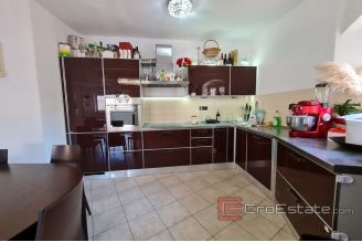 0008 2025 82 Trogir stone house with a yard in center for sale