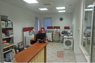 0009 2024 122 Split business space for various purposes for rent