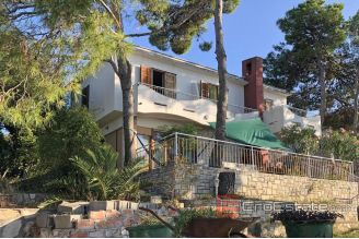 016 2033 08 Solta house first row to sea for sale