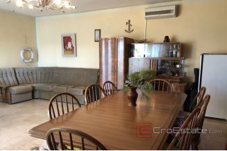 016 2033 08 Solta house first row to sea for sale