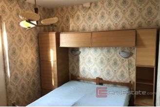 016 2033 08 Solta house first row to sea for sale