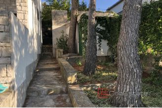 016 2033 08 Solta house first row to sea for sale