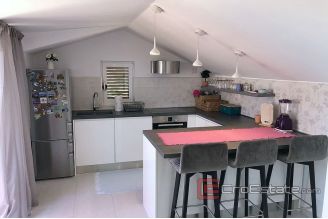 018 2033 11 island solta apartments with sea view for sale1