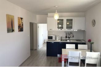 018 2033 11 island solta apartments with sea view for sale1