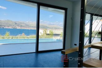 013 5030 30a Ciovo newly built villa with pool for sale