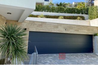 013 5030 30a Ciovo newly built villa with pool for sale