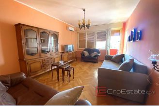 001 2034 04 Spinut comfortable two bedroom apartment for rent